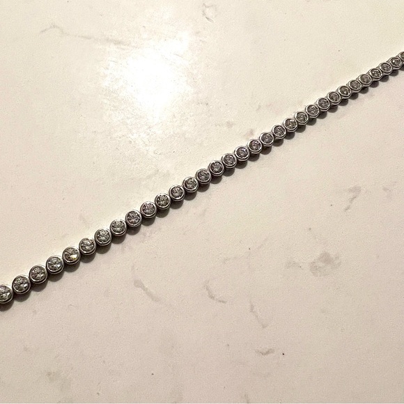 NEW Diamonique Sterling Silver Bezel Tennis Bracelet - Picture 6 of 10
